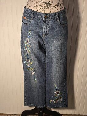 Daniel Design Embroidered & Beaded Crop Jeans (10) (Excellent Condition)